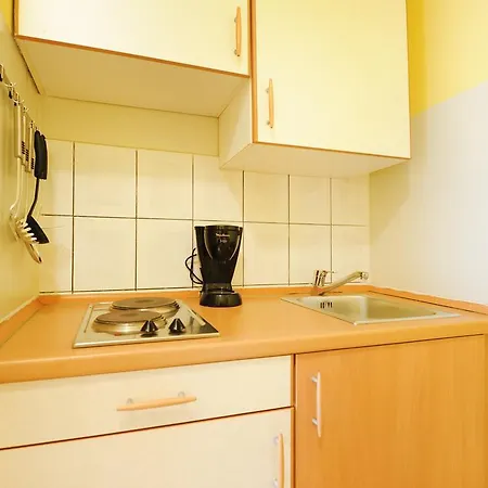 Apartment Tom