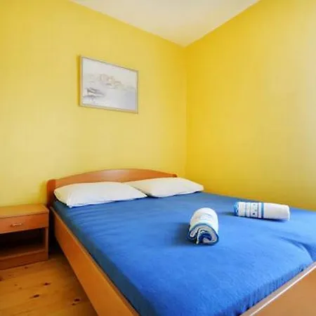 Tom Apartment Jezera